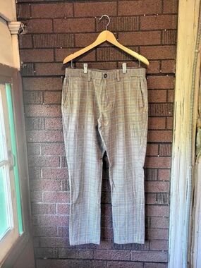Old Navy Plaid Slim Straight Leg Pants